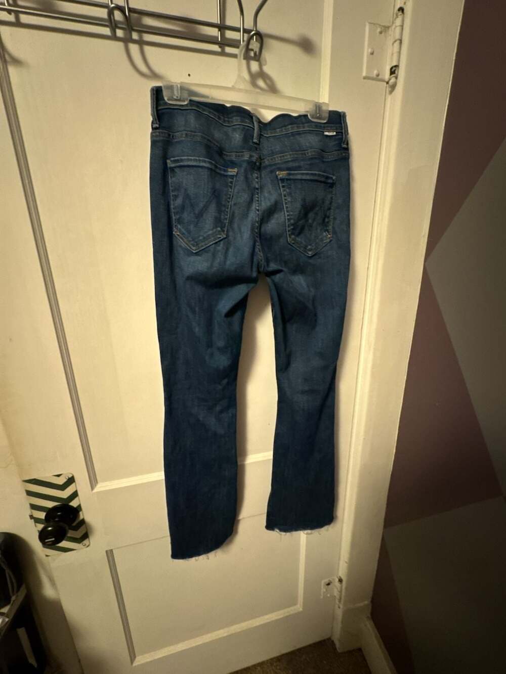 MOTHER The Weekender Fray Jeans Size 28 - Picture 4 of 8